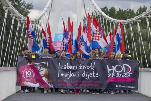 Osijek: Održan je  Hod za život