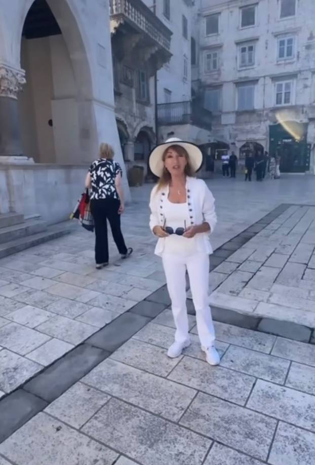 FOTO Od Jamesa Bonda do Splita: Žena vrač Jane Seymour oduševila figurom u 76. godini