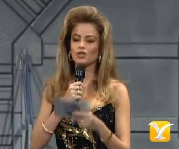 FOTO Ona obožava nositi tange, bez obzira na svoje godine! Evo kako se mijenjala Sofia Vergara