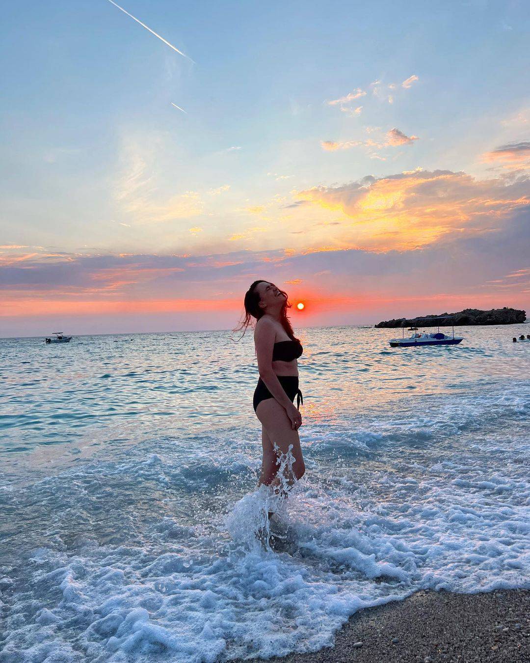 Marijana Mikulić uživa na plaži u Crnoj Gori: 'Bez filtera. Trbuh mi ionako nikad nije bio ravan'