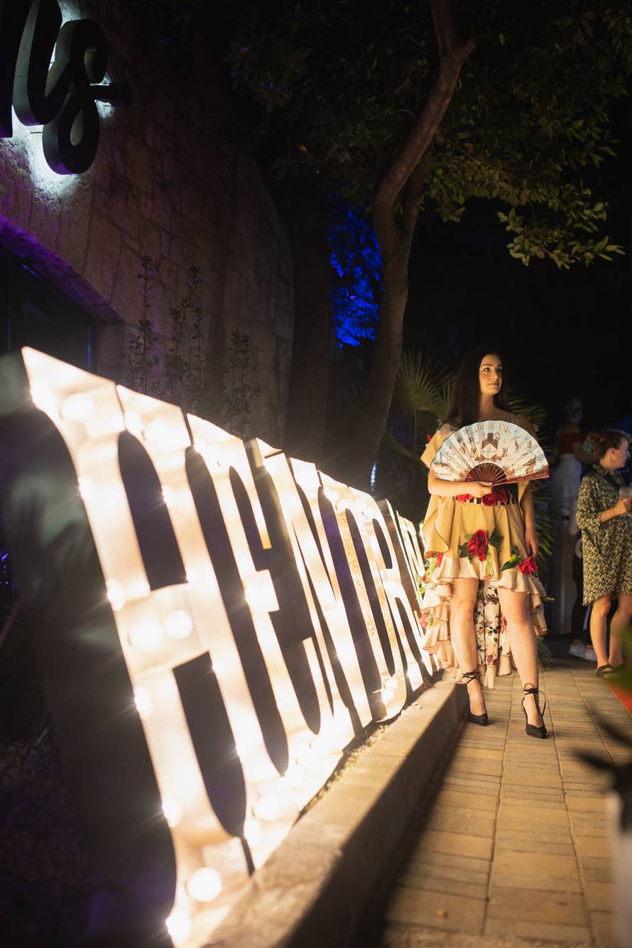 Koreograf i influencer Luciano Plazibat i njegovi Splićani su uživali u 'balunu' na vrući zrak