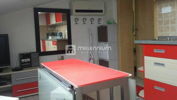 FOTO Kod Opatije 10 kvadrata prodaju za 84.000 €. Da, dobro ste pročitali. Zavirite u stan...