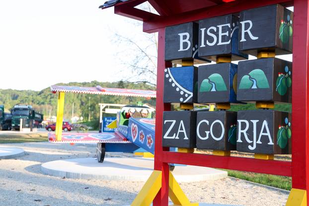 Otvoren Park tradicijskih igračaka u Tuhelju