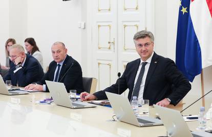 Plenković: Ovo je prvi proračun koji donosimo u kontekstu Schengena i ulaska u eurozonu