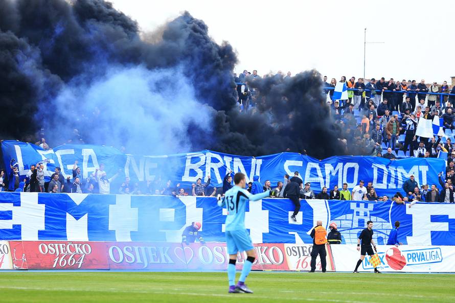 Josip Knežević s 2 gola srušio Hajduk za kraj Osijekova posta