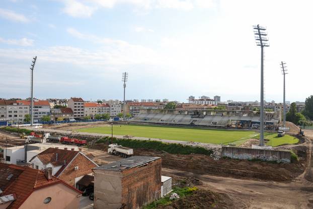 Zagreb: Početak rušenja zapadne tribine stadiona u Kranjčevićevoj