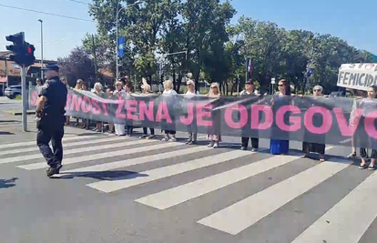 VIDEO Ženske udruge blokirale promet u Zagrebu: Sigurnost žena je odgovornost države!