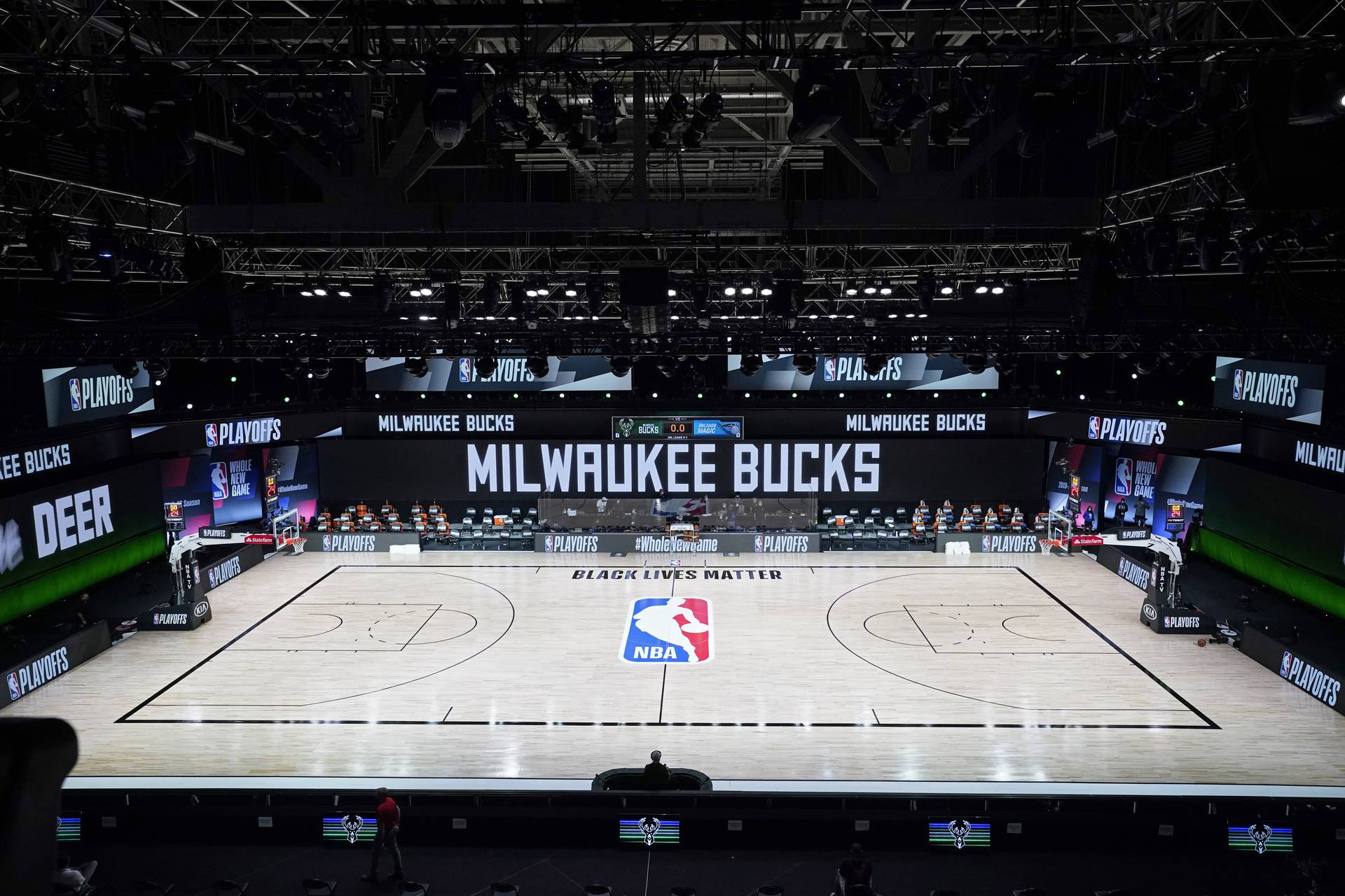 NBA: Playoffs-Orlando Magic at Milwaukee Bucks