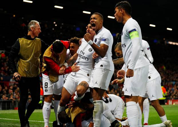 Champions League Round of 16 First Leg - Manchester United v Paris St Germain