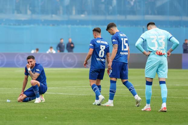 Zagreb: Igrači GNK Dinamo u suzama se oprostili od navijača