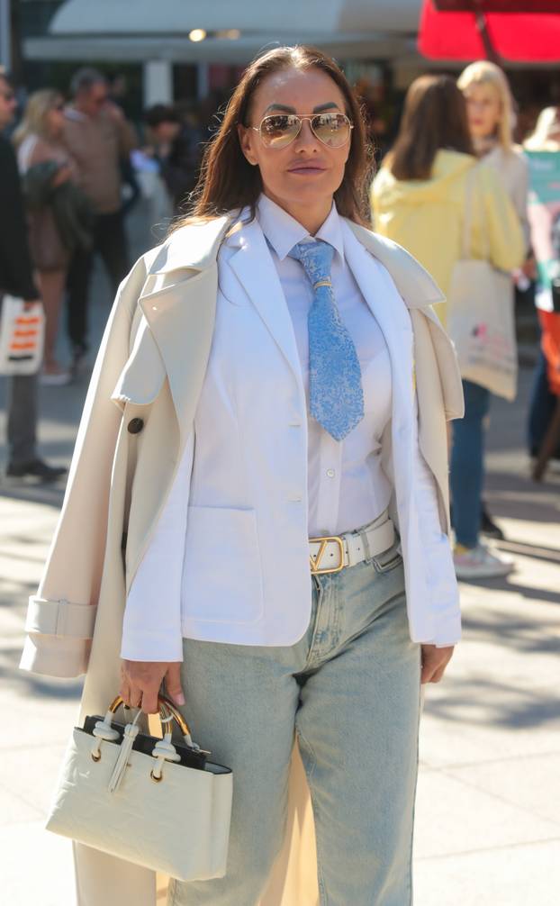 Marica Briški prošetala zagrebačkom špicom