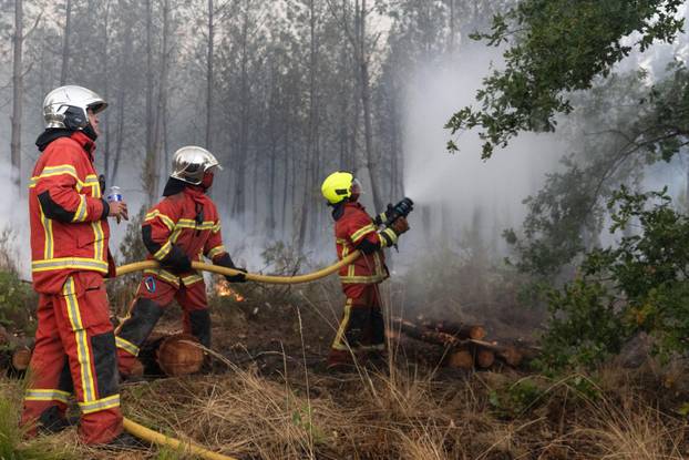 Wildfires rage in southern France