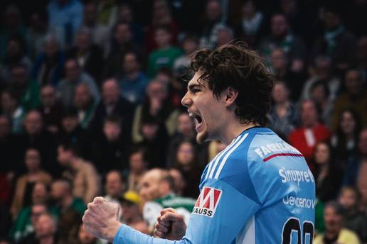 Hrvatska ima novu golmansku zvijezdu! 'Sigurdsson me nije jo&scaron; zvao, nadam se da ho&cacute;e...'