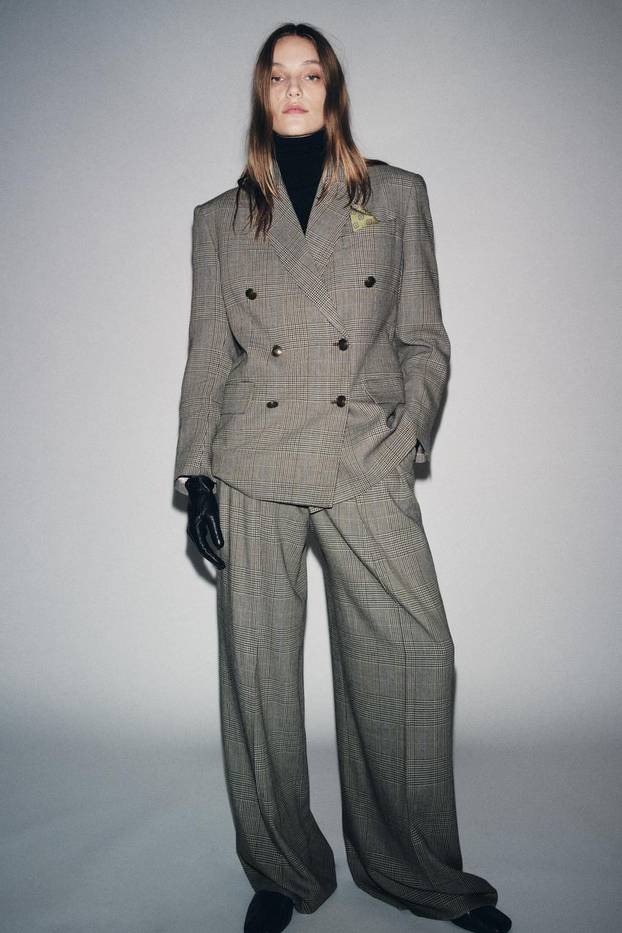 Hit ženska odijela po povoljnim cijenama koje morate imati