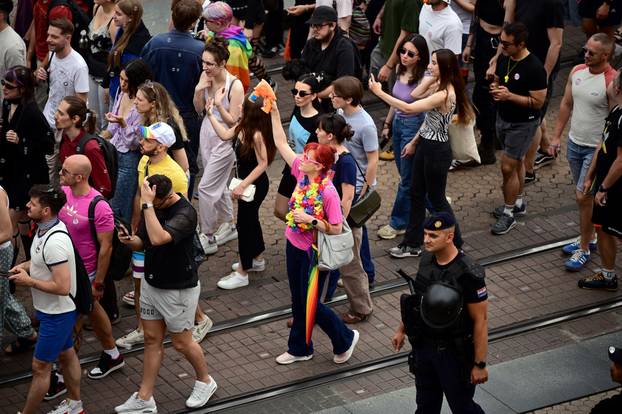 Zagreb: 25. Povorka ponosa LGBTIQ zajednice "Korak po korak, iskorak!"