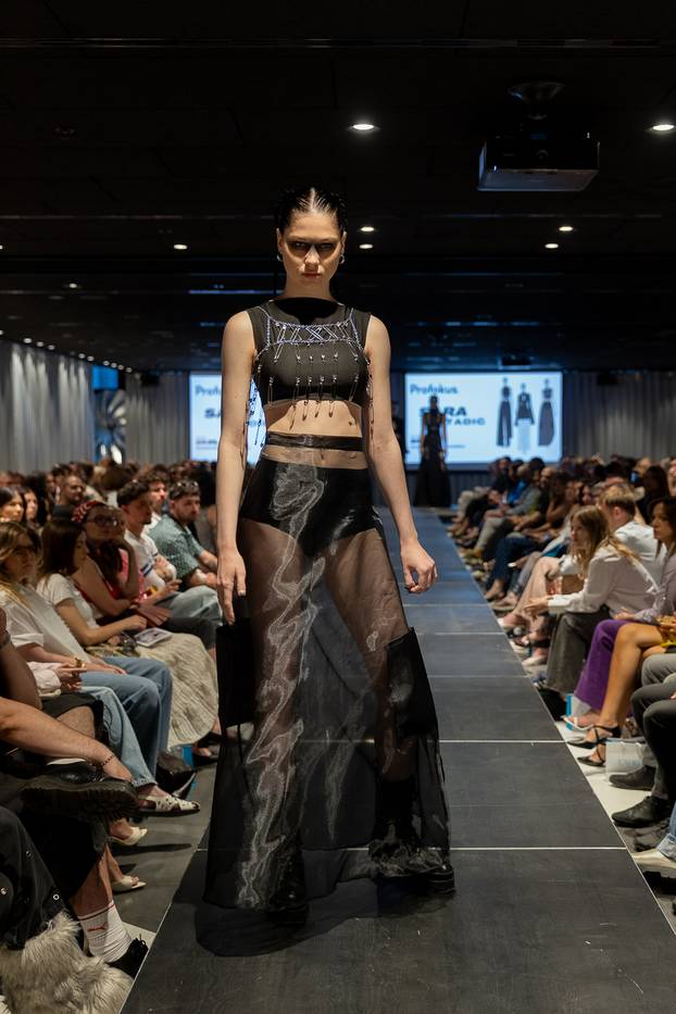 Polaznici Profokusa predstavili vlastite modne kreacije na reviji