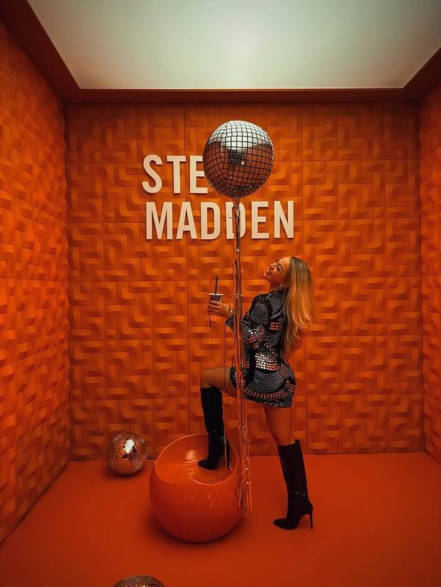 FOTO Ova srpska influencerica više je od 'lijepog lica', a radila je i kao 'sezonac' u Hrvatskoj