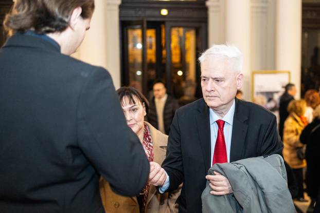 Zagreb: Poznati na premijeri predstave "Trilogija o Agamemnonu 2.0"