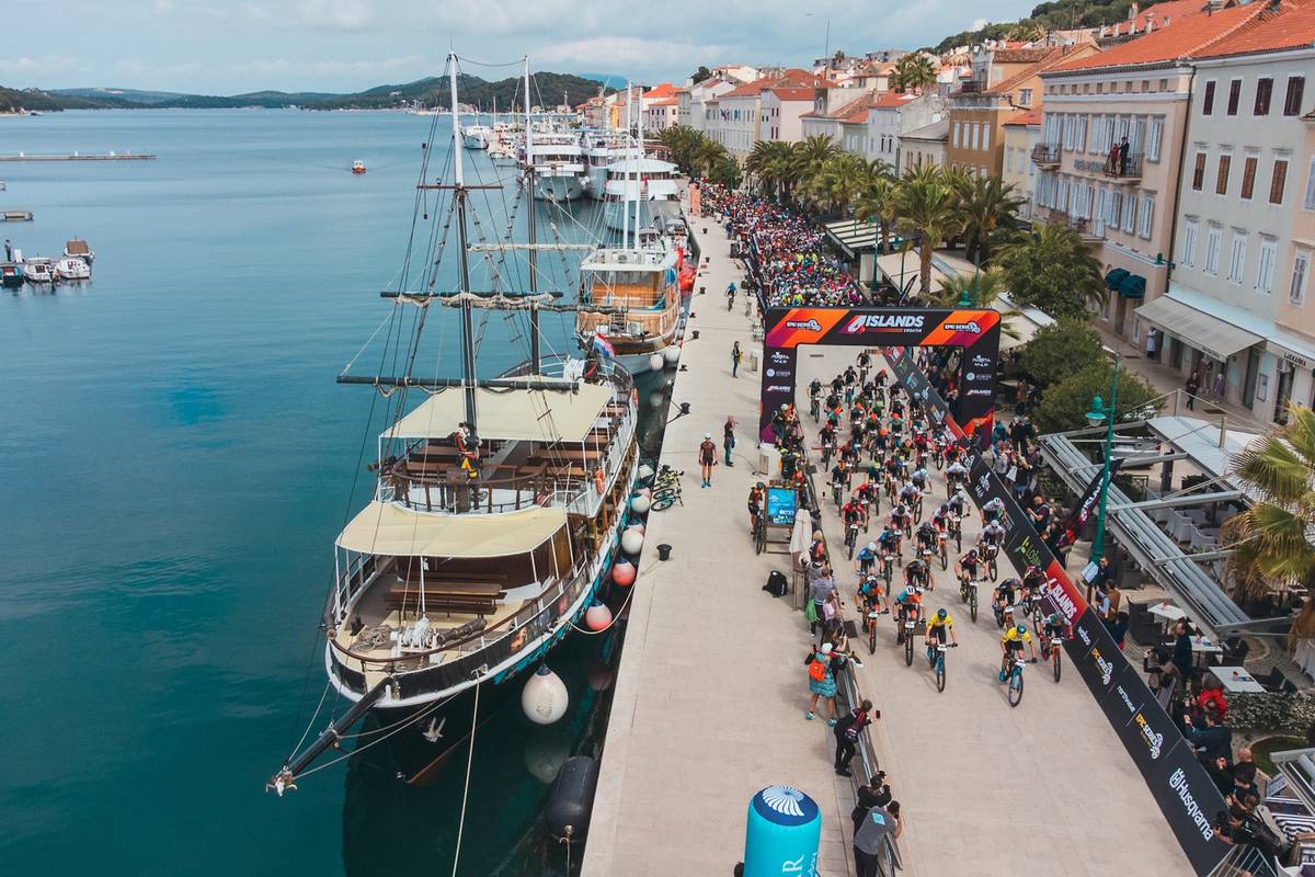 Hrvati su osvojili drugo mjesto u kategoriji Masters na 4Islands MTB stage race utrci