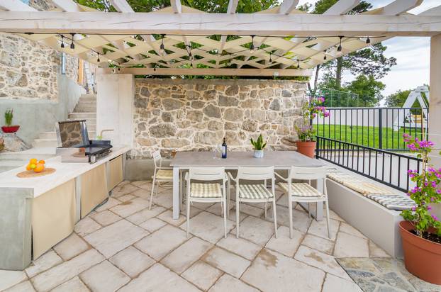 FOTO Kaštelet kod Opatije iz snova: Obnovili smo ga kako bismo očuvali obiteljske tajne