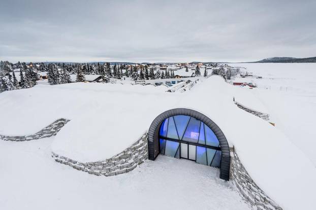 FOTO Hotel koji se svake godine otopi: IceHotel izgleda kao umjetnička galerija od leda