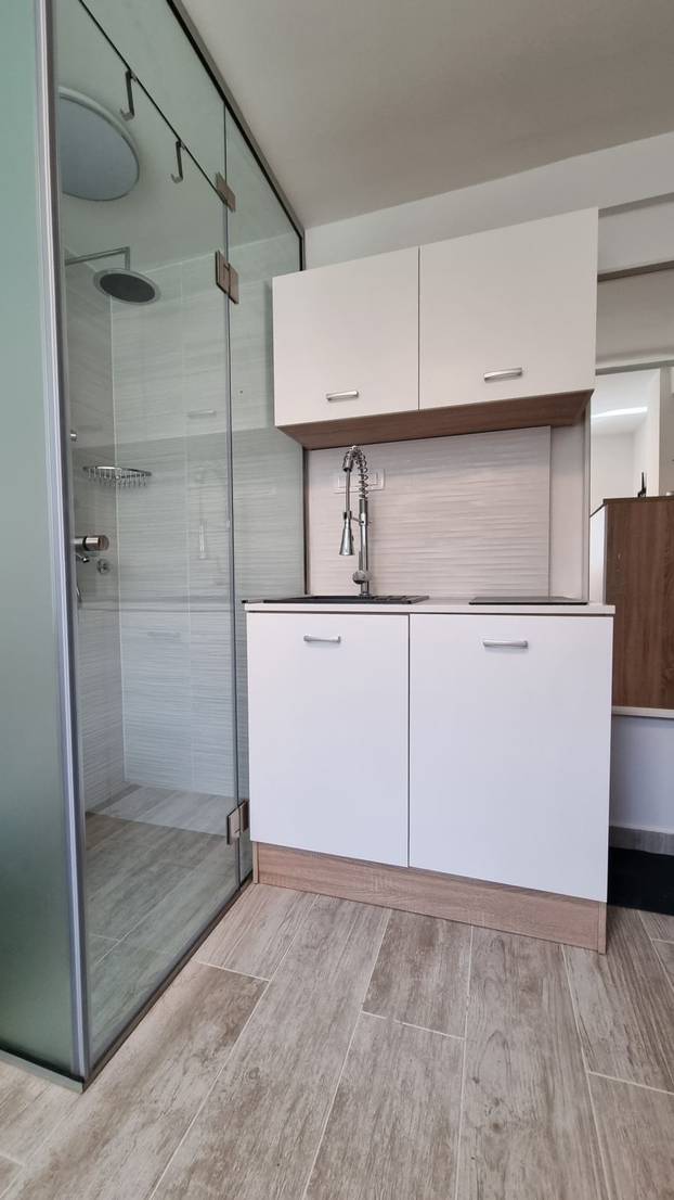 FOTO Prodaju garsonijeru u Zagrebu: Dok kuhate, gledate osobu na wc-u! Ovo je cijena...