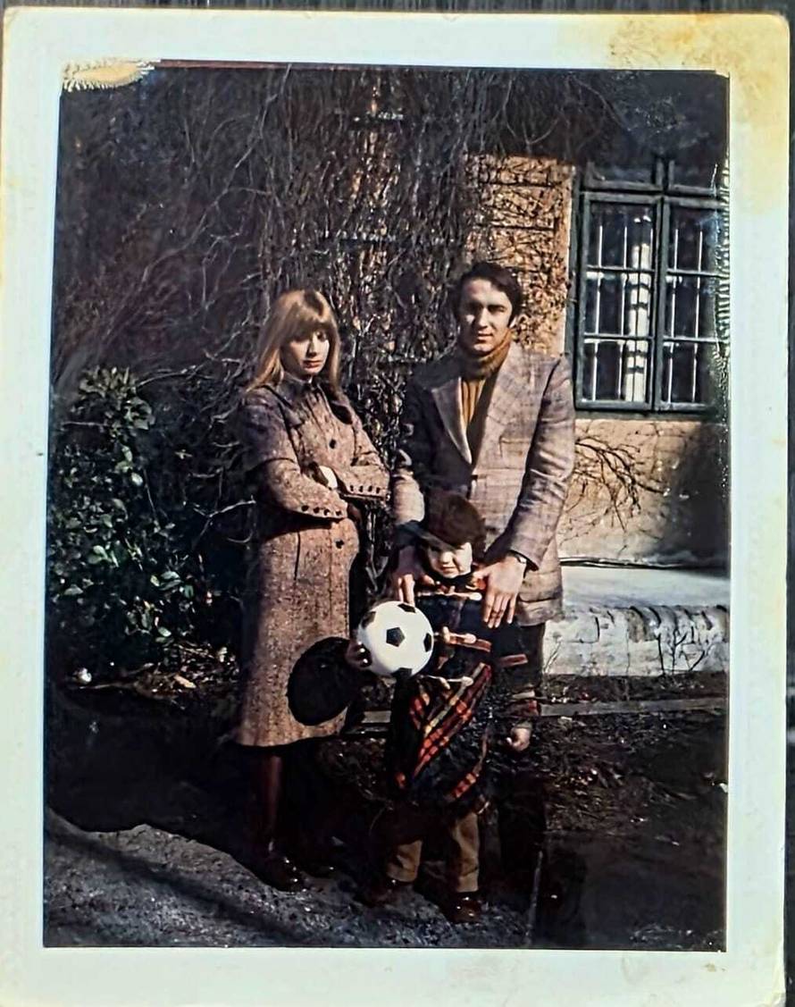 Boris Novković: Drhtao sam od ponosa dok sam pjevao očeve pjesme u slavnom Abbey Roadu