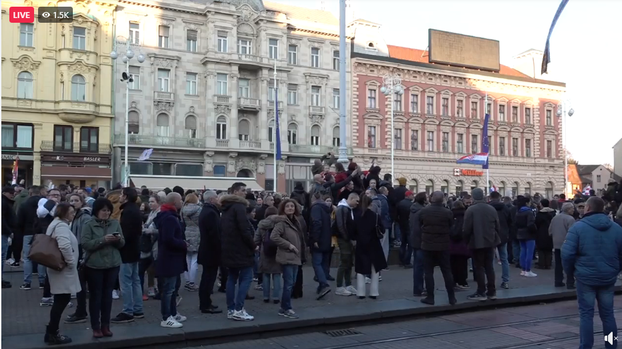 FOTOGALERIJA Ovo su snimke sa velikog prosvjeda protiv Covid mjera u središtu Zagreba...