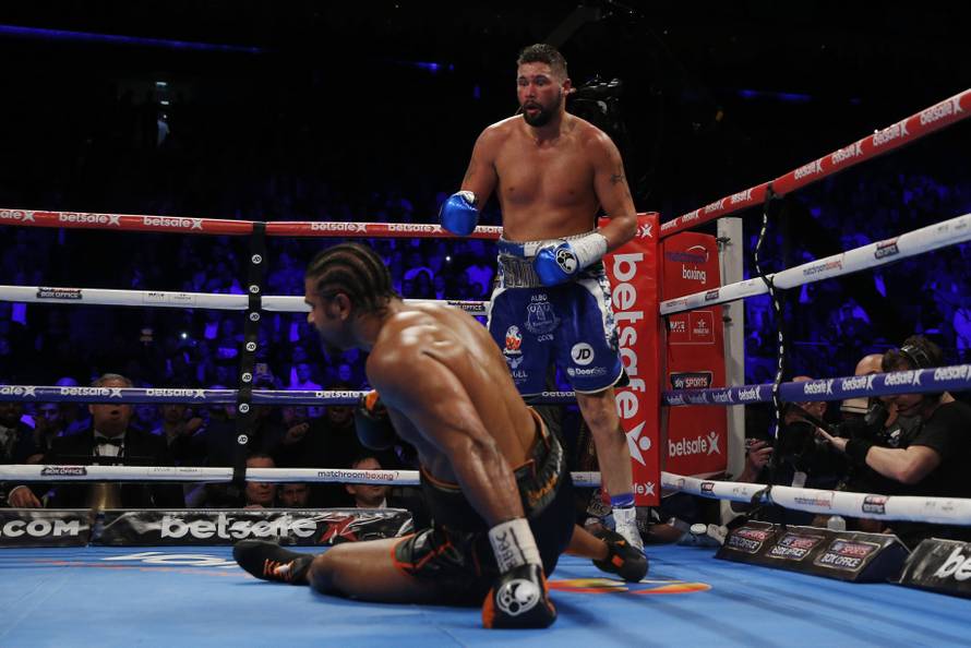 Tony Bellew knocks down David Haye