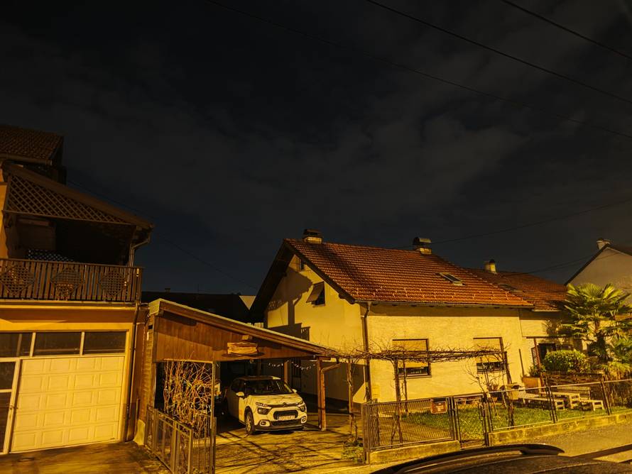 FOTO Isprobali smo Xiaomi 17 Ultra: Fotić koji želi biti telefon