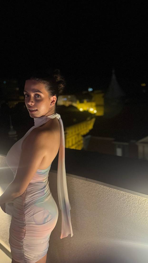 FOTO Novo lice na Maksimiru: Dvostruku krunu 'modrih' slavi nekadašnja misica i odbojkašica