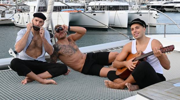 FOTO Vrući kalendar hrvatskih vaterpolista: Kad prvaci svijeta izađu iz bazena i poziraju...