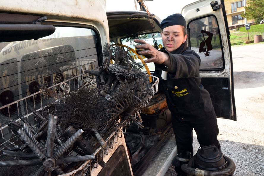 Djevojka s čarobnom četkom: U dimnjaku pronašla  tri kg zlata