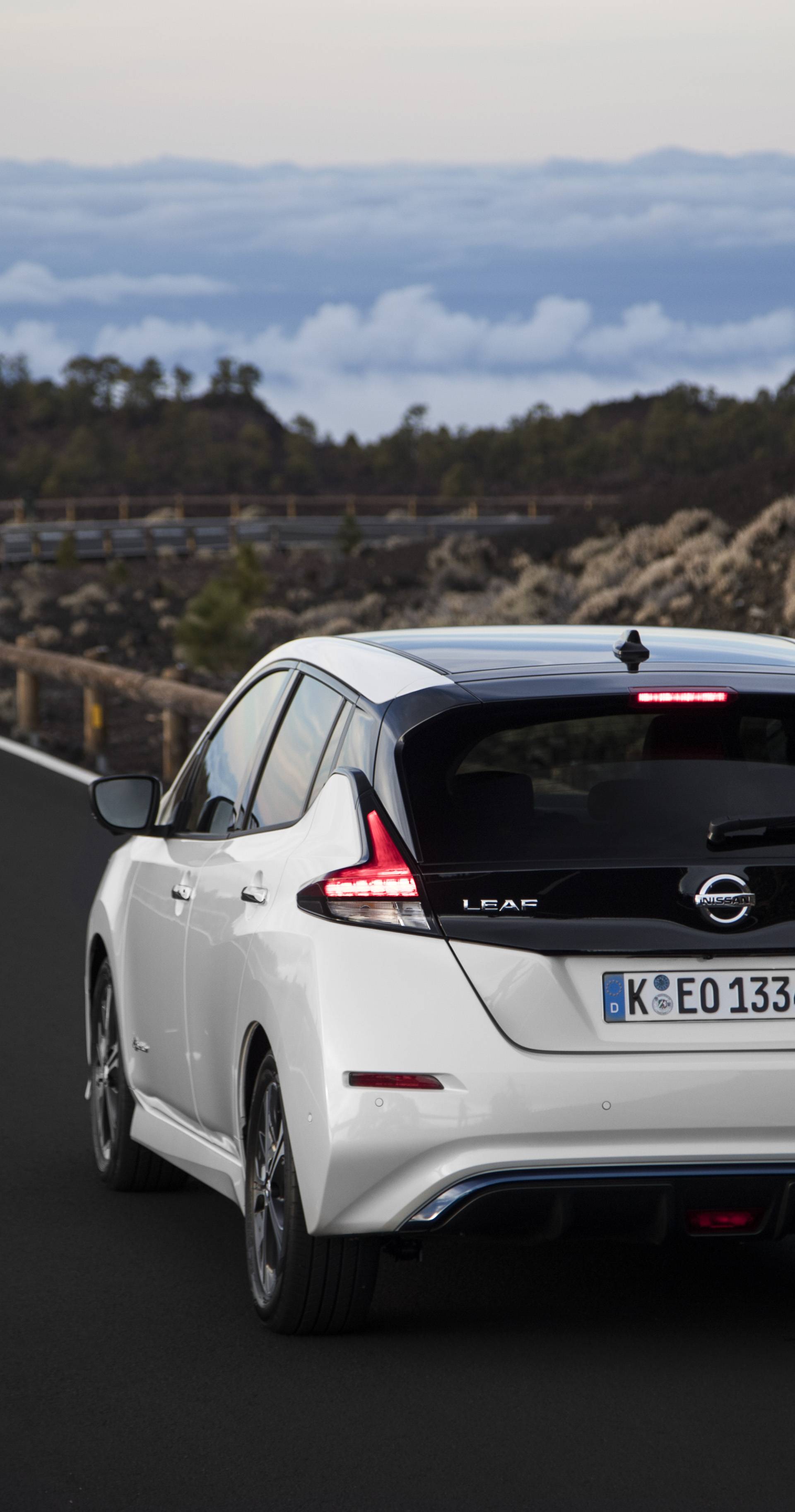 New Nissan LEAF