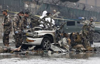 Bombaš samoubojica raznio se u blizini zračne luke Kabul
