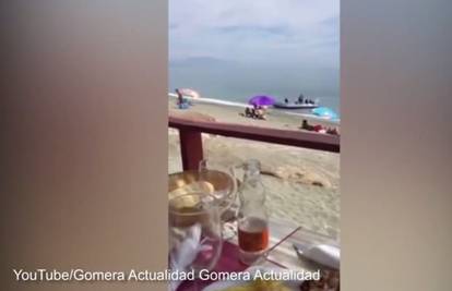 Bez srama: Ispred turista na plaži iskrcavali su marihuanu