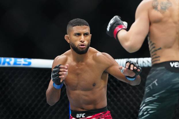 MMA: UFC 320 - Emmett vs Zalal