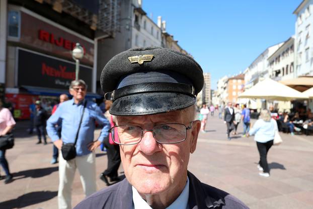 Rijeka: Prosvjed radnika Autotroleja na Korzu