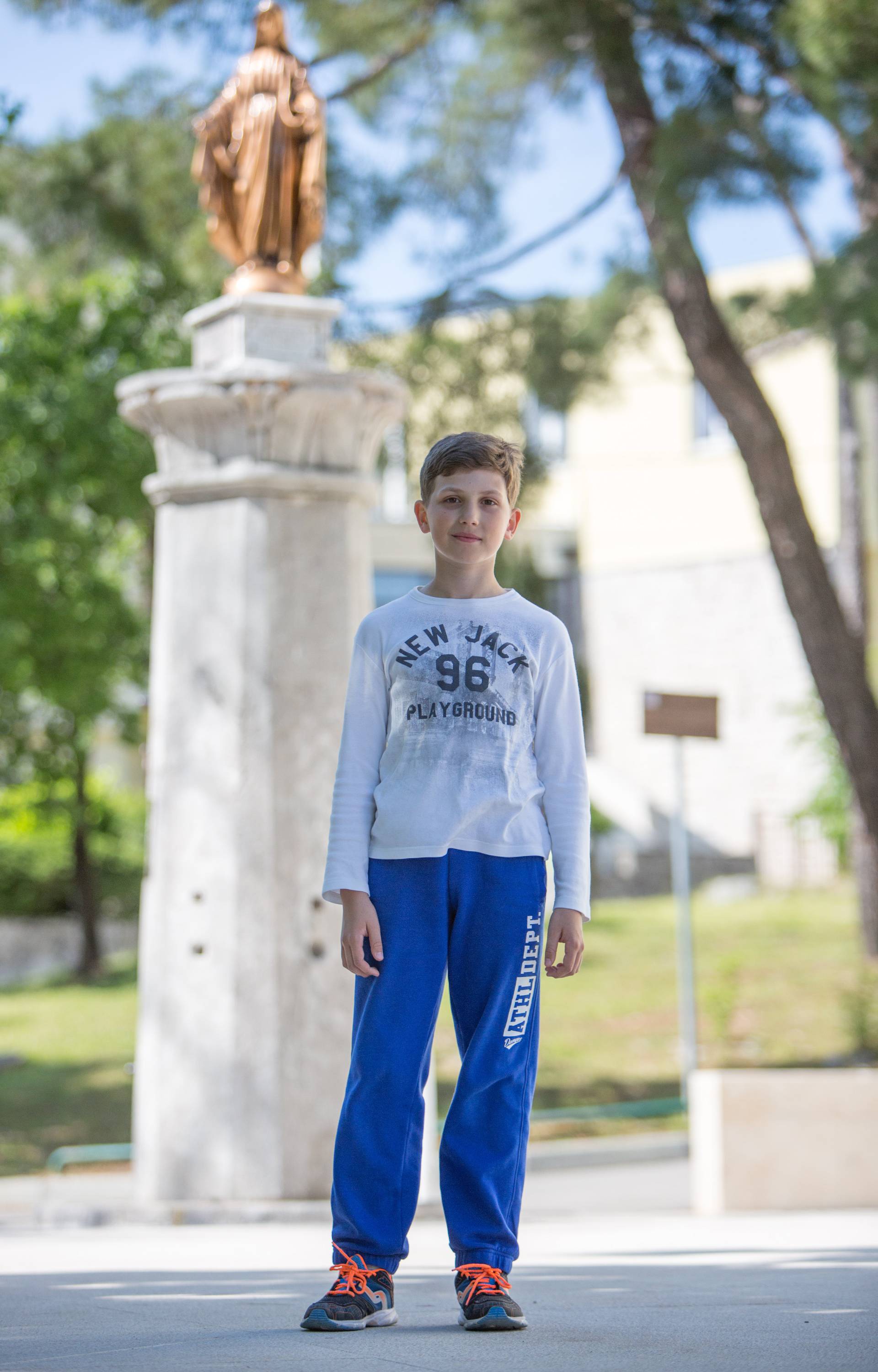 Jan ima 10 godina:  U 28 dana propješačio čak 830 kilometara