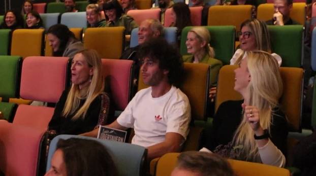 FOTO Janica prvi put u javnosti s novim partnerom. Evo tko je on