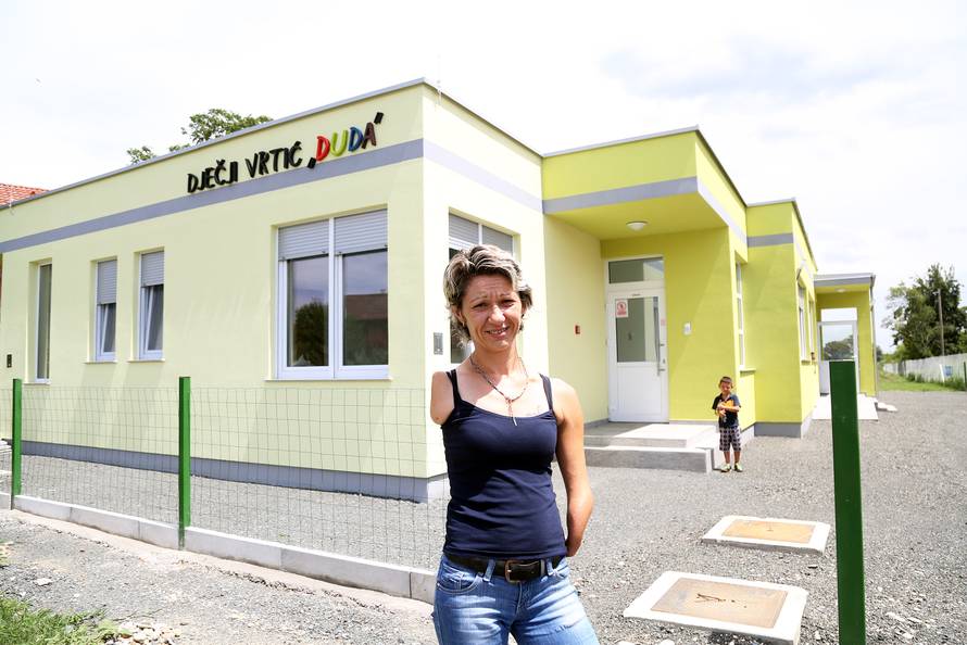 Nema jedne ruke ni tri prsta na drugoj, ali ona je - 'žena zmaj'!