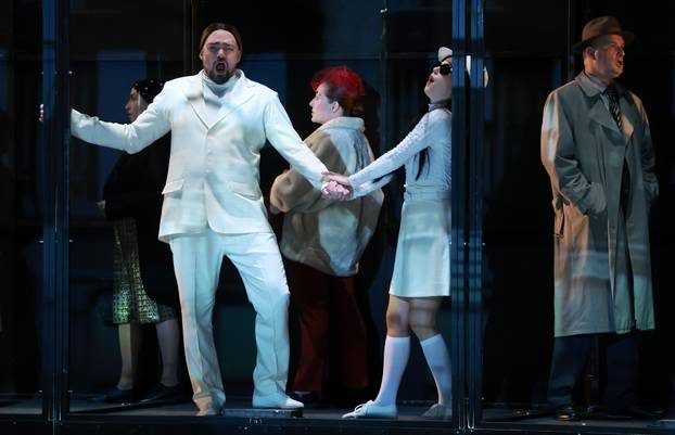 Zagreb: Izvedba opere "John Lennon" čiji je autor bivši predsjednik RH, Ivo Josipović