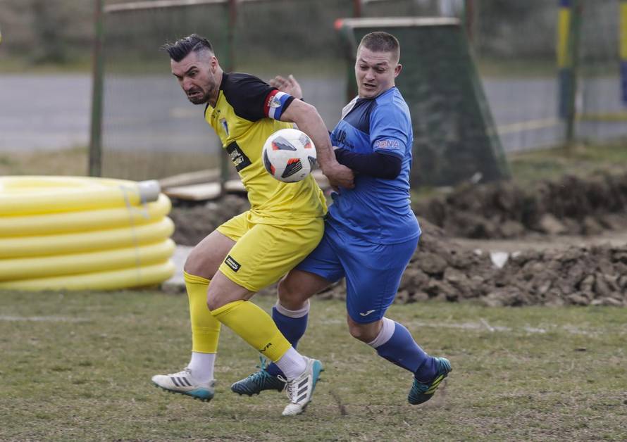 Nikola Pokrivač, bivši hrvatski reprezentativac sada igra u dresu NK Pušće