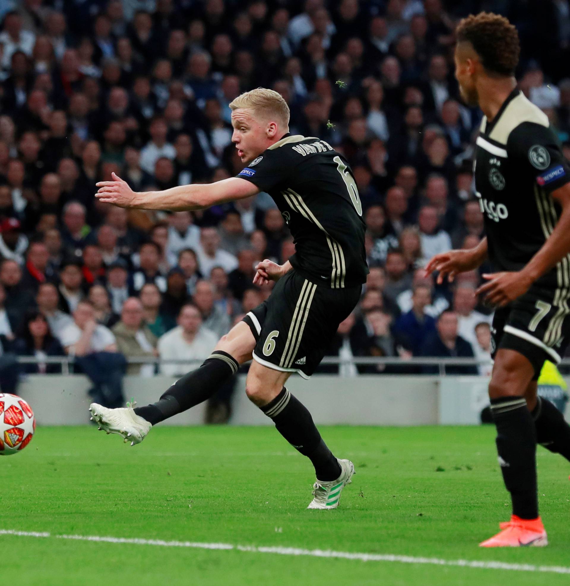 Champions League Semi Final First Leg - Tottenham Hotspur v Ajax Amsterdam