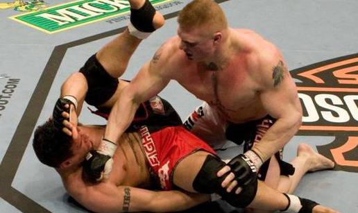 Borba desetljeća: Lesnar i Carwin kao Fedor i Mirko