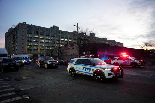 Maduro na putu prema sudu. Trump nakon Venezuele prijeti i drugima: 'Mi smo glavni'