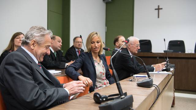 Urteilsverk??ndung gegen jugoslawische Ex-Offiziere