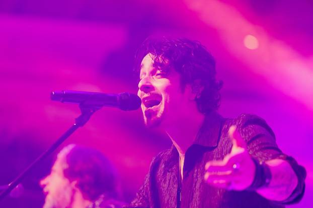 Zadar: Koncert Parnog Valjka u Arsenalu povodom Valentinova