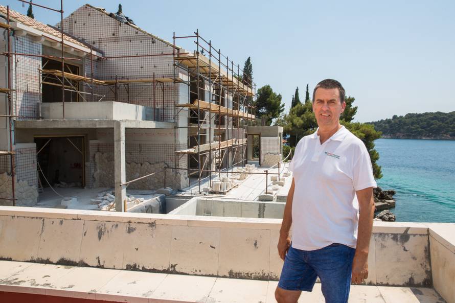 Slavica renovira kuću, a susjedi se žale: Buka nam tjera goste