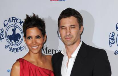 Njihova prva beba: Halle Berry i Olivier Martinez dobili su sina